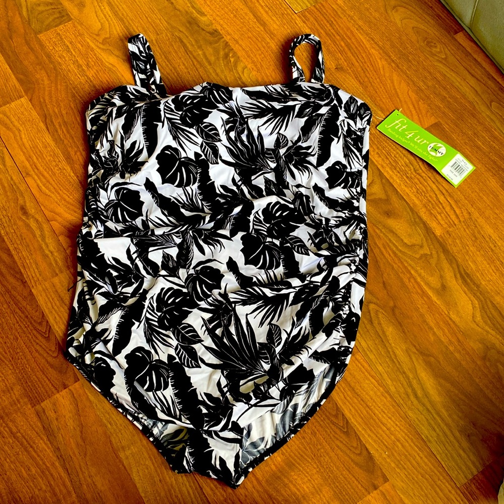 Fit 4u beautiful bathingsuit